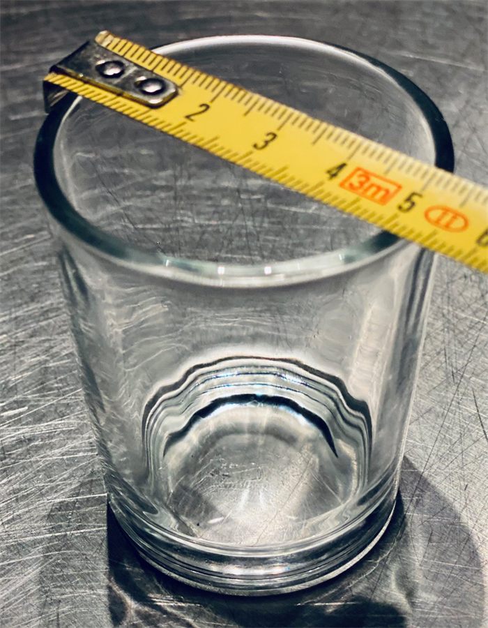 Aperitiefglas, diameter 5 cm · hoogte 6 cm